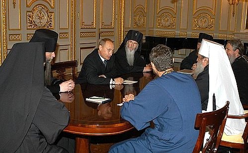 Нью-Йорк, 24 сентября 2003 г. – встреча с иерархами и священнослужителями Русской Православной Церкви Заграницей NY 2003